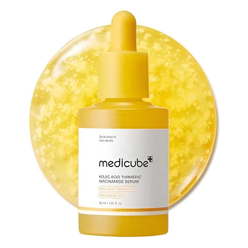 عبوة سيروم التفتيح كوجيك أسيد وكركم Medicube الأصلي لعلاج التصبغات وآثار الحبوب - كوزمو ستيشن