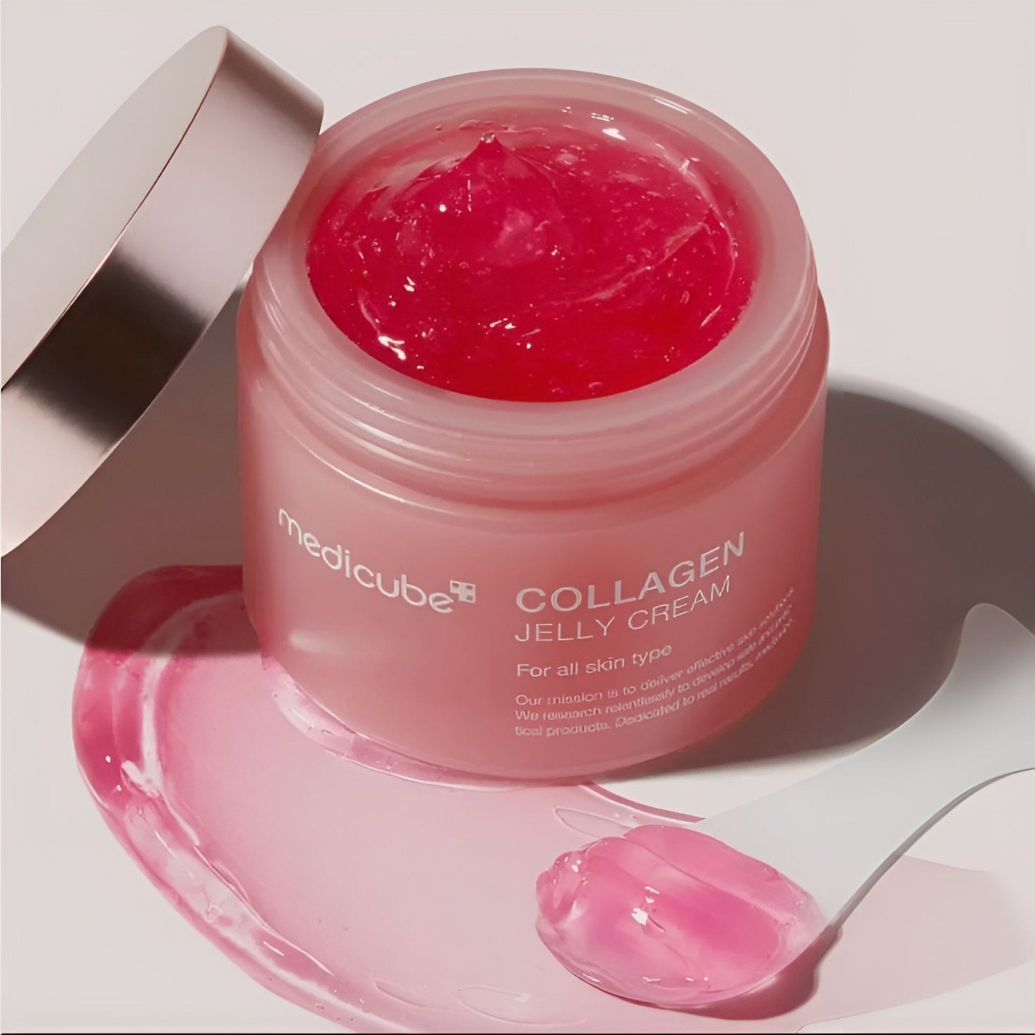 عبوة Medicube Collagen Jelly Cream الأصلية 110ml - أفضل كريم جيلي بالكولاجين والنياسيناميد لنضارة الوجه في مصر
